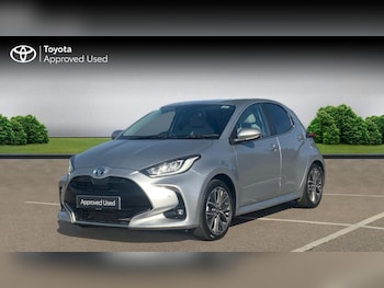 Used Toyota Yaris 2022 for sale - 76674622: Photo