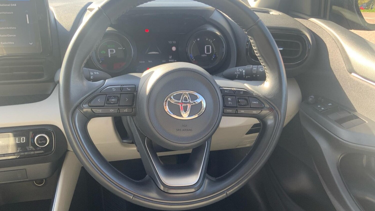 Used Toyota Yaris 2022 for sale - 76674622: Photo 8