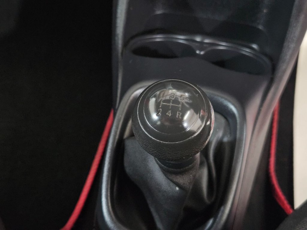 Used Peugeot 108 2016 for sale - 76698550: Photo 42