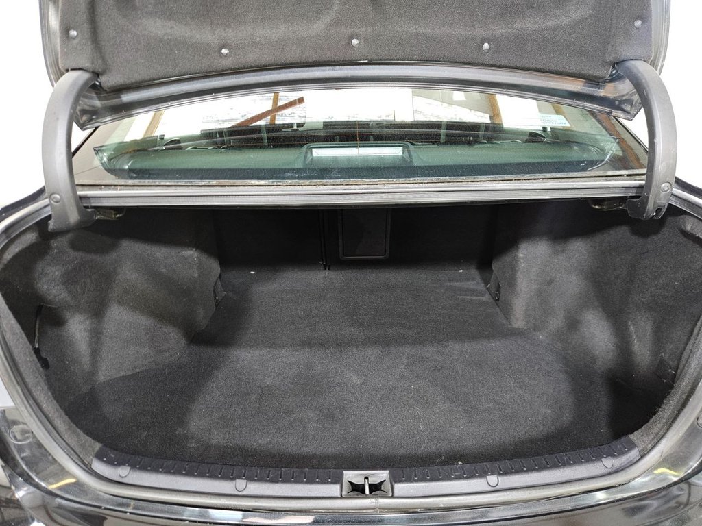 Used Toyota Avensis 2010 for sale - 77765450: Photo 16