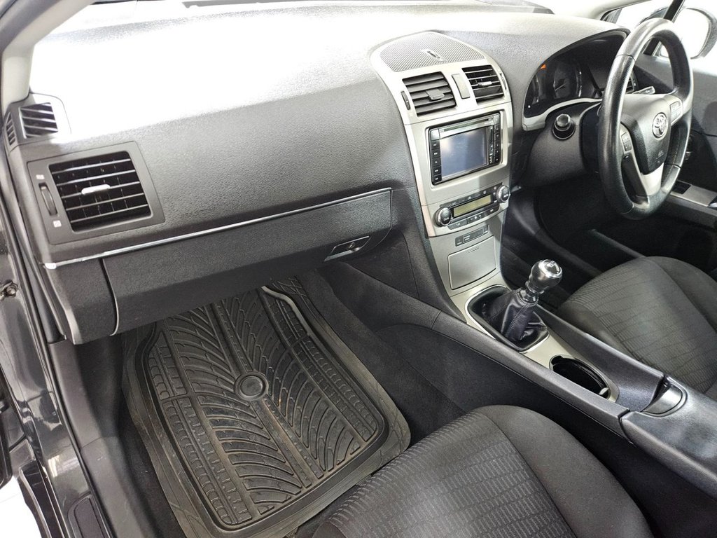 Used Toyota Avensis 2010 for sale - 77765450: Photo 23