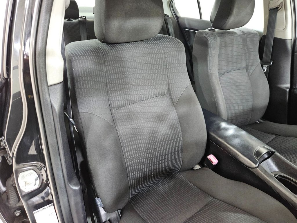 Used Toyota Avensis 2010 for sale - 77765450: Photo 25