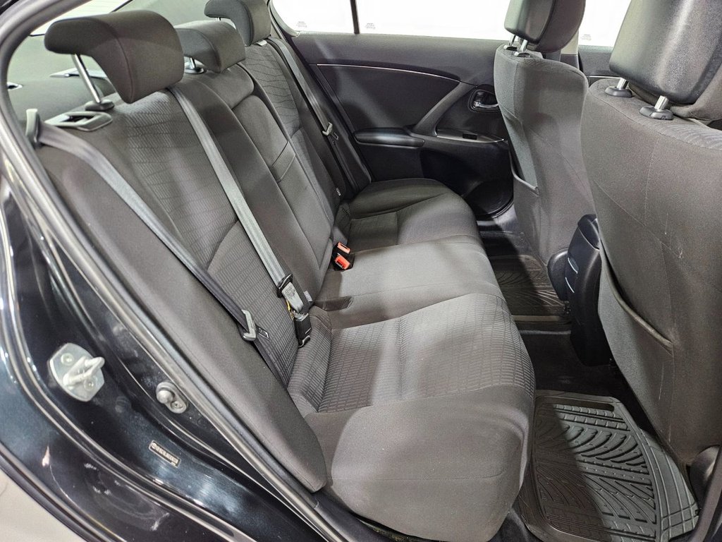 Used Toyota Avensis 2010 for sale - 77765450: Photo 27