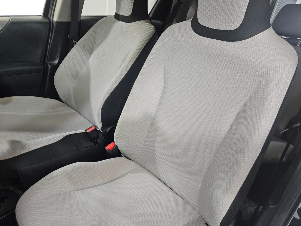 Used Toyota Yaris 2025 for sale - 77065033: Photo 22