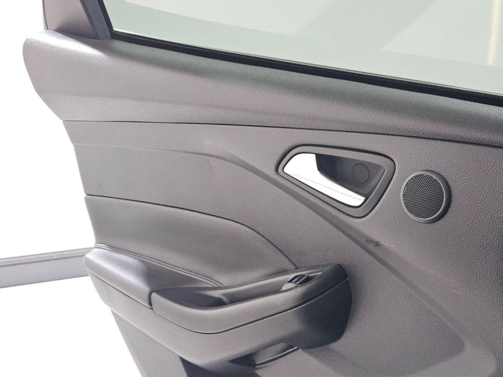 Used Ford Focus 2012 for sale - 77557971: Photo 48