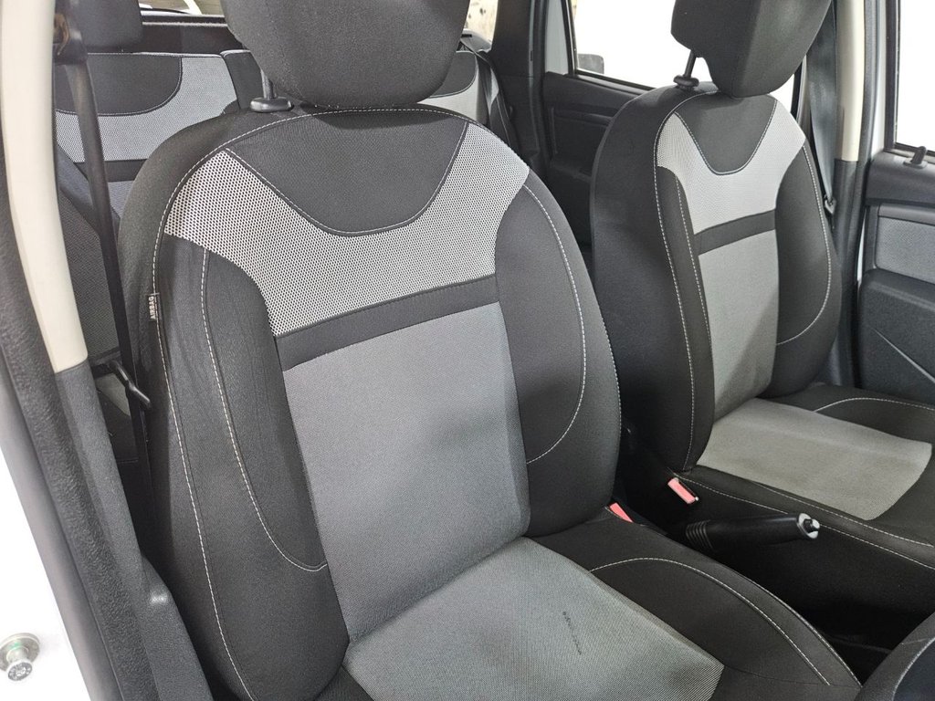 Used Dacia Duster 2017 for sale - 76986130: Photo 26