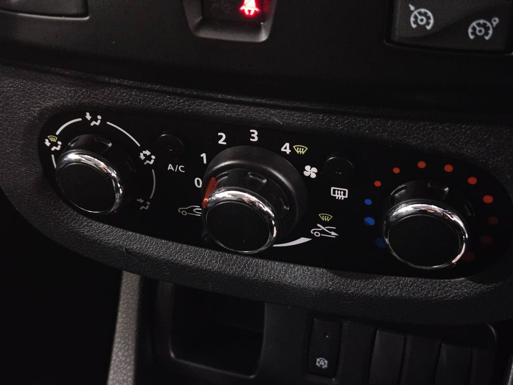 Used Dacia Duster 2017 for sale - 76986130: Photo 44