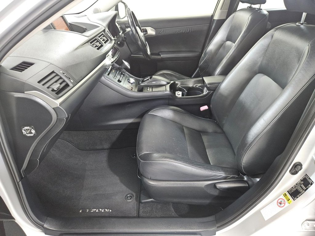 Used Lexus CT 2011 for sale - 77436694: Photo 26