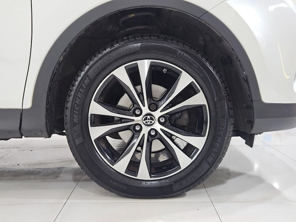 Used Toyota RAV4 2015 for sale - 76119122: Photo 16