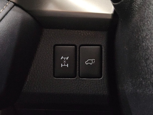 Used Toyota RAV4 2015 for sale - 76119122: Photo 34