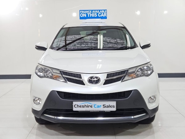 Used Toyota RAV4 2015 for sale - 76119122: Photo 6