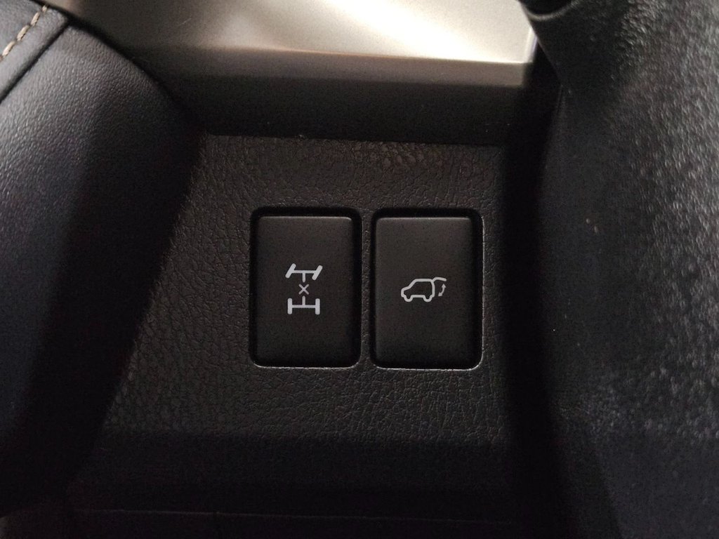 Used Toyota RAV4 2015 for sale - 76395984: Photo 34