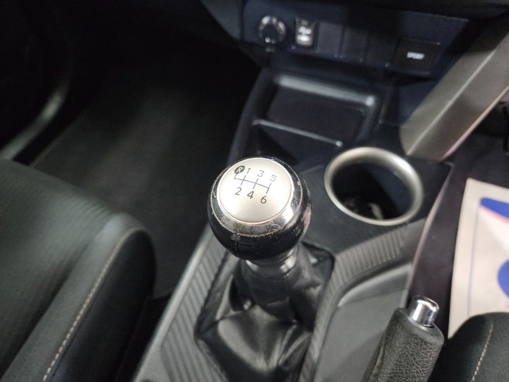 Used Toyota RAV4 2015 for sale - 76395984: Photo 38