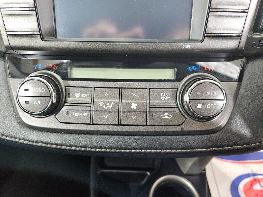 Used Toyota RAV4 2015 for sale - 76395984: Photo 40