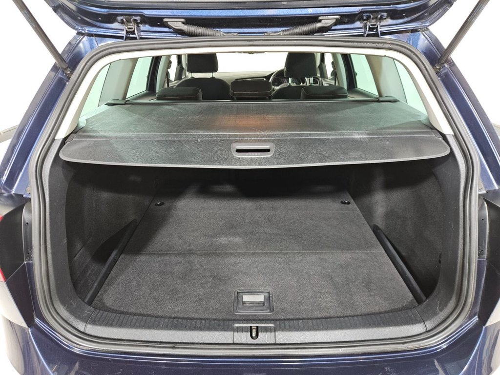 Used Volkswagen Golf 2015 for sale - 76724778: Photo 16