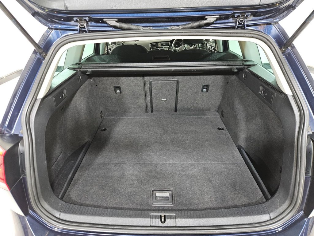 Used Volkswagen Golf 2015 for sale - 76724778: Photo 17