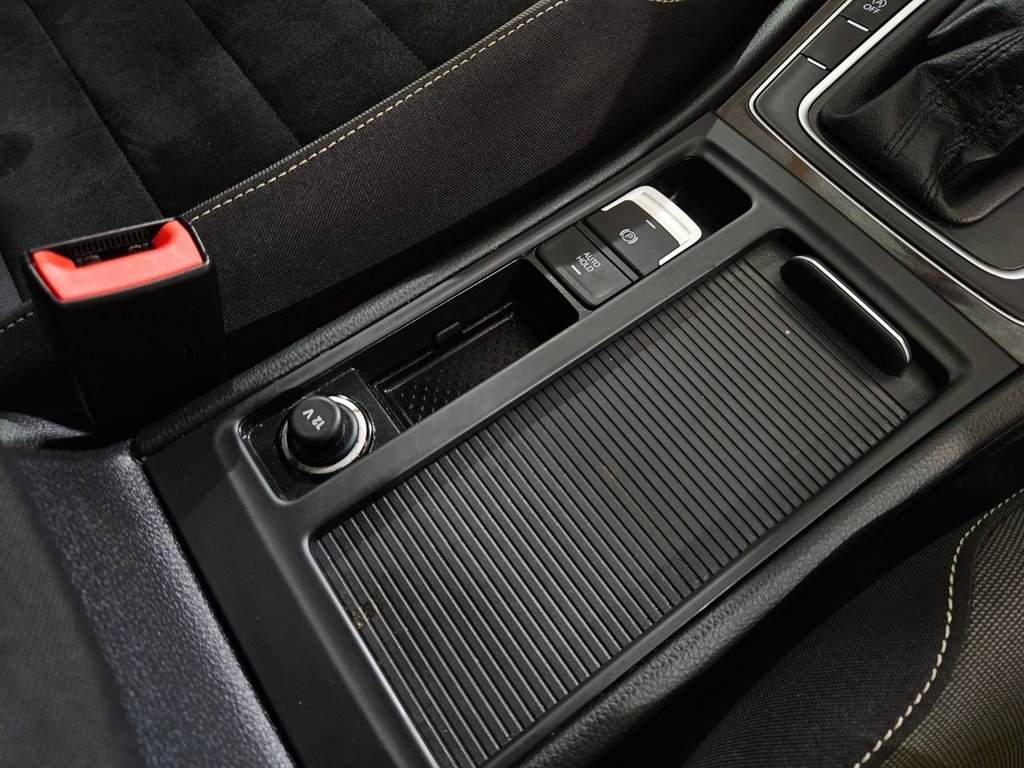 Used Volkswagen Golf 2015 for sale - 76724778: Photo 40