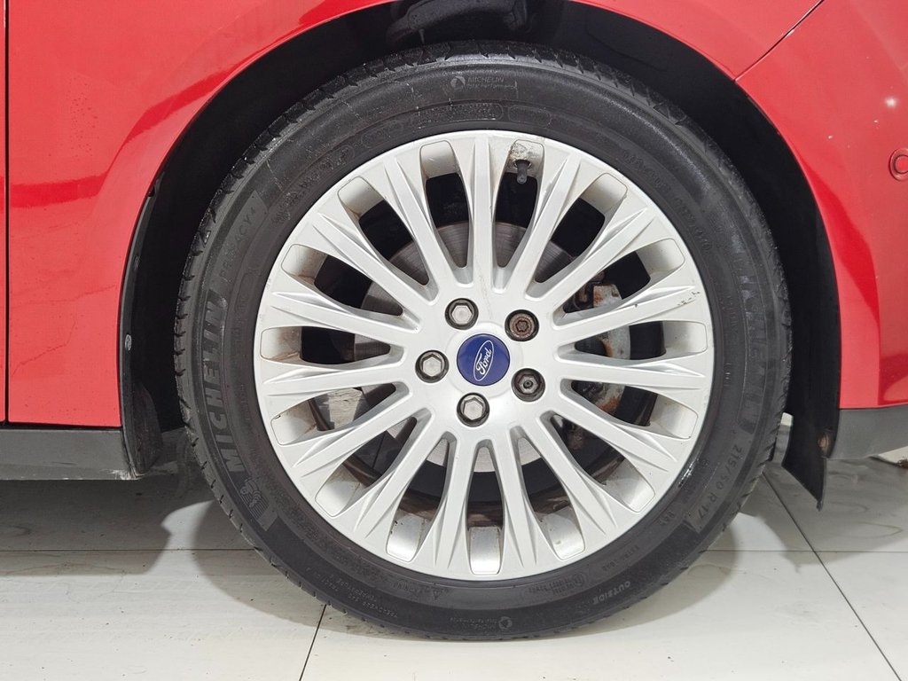 Used Ford Focus 2012 for sale - 76768075: Photo 16