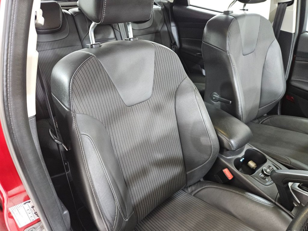 Used Ford Focus 2012 for sale - 76768075: Photo 27