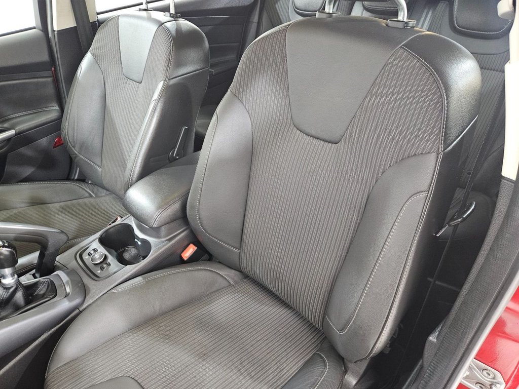 Used Ford Focus 2012 for sale - 76768075: Photo 28