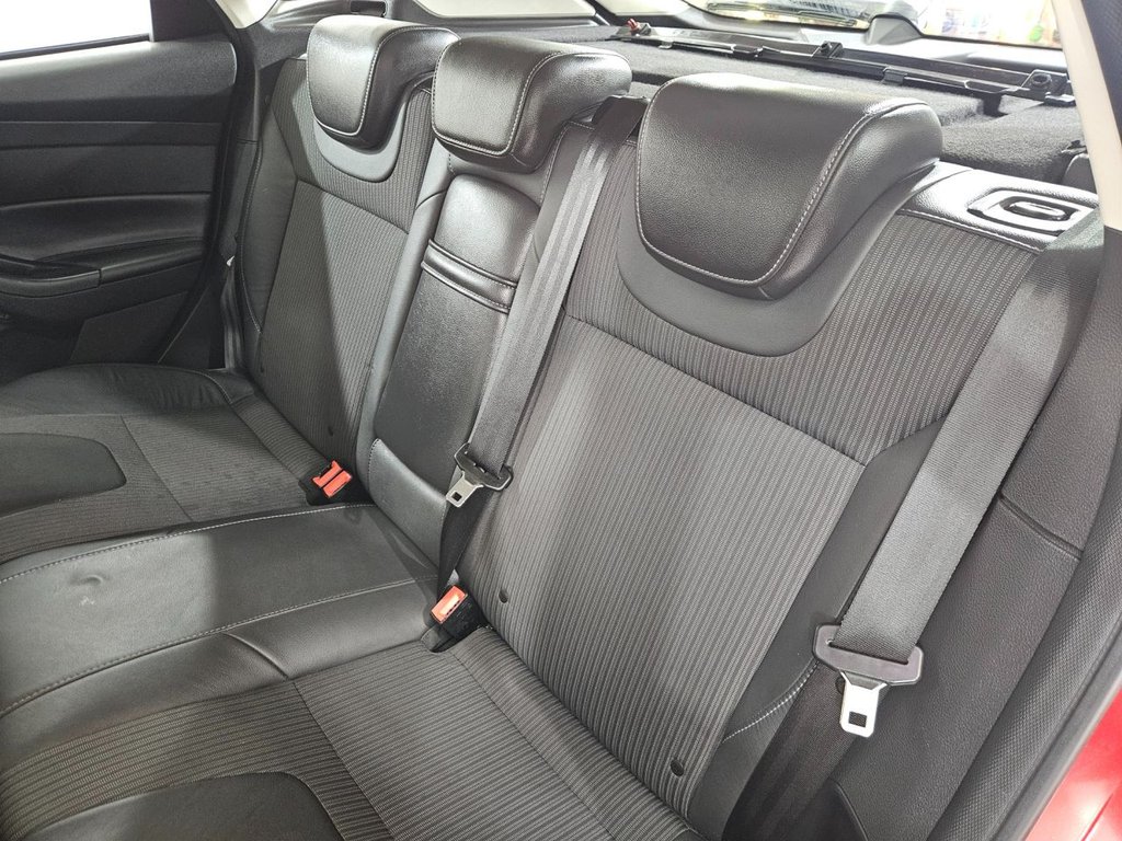 Used Ford Focus 2012 for sale - 76768075: Photo 31