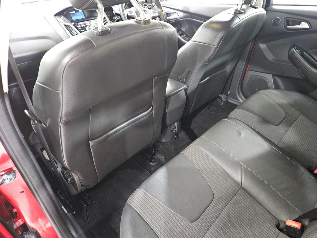 Used Ford Focus 2012 for sale - 76768075: Photo 34