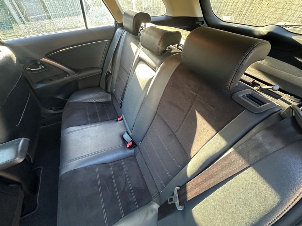 Used Toyota Avensis 2013 for sale - 77227573: Photo 22