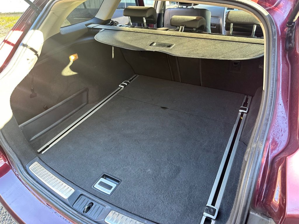 Used Toyota Avensis 2013 for sale - 77227573: Photo 27