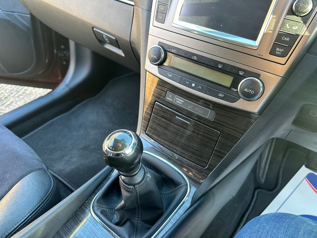 Used Toyota Avensis 2013 for sale - 77227573: Photo 44