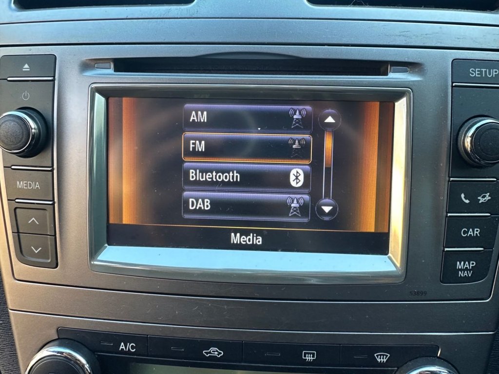 Used Toyota Avensis 2013 for sale - 77227573: Photo 45