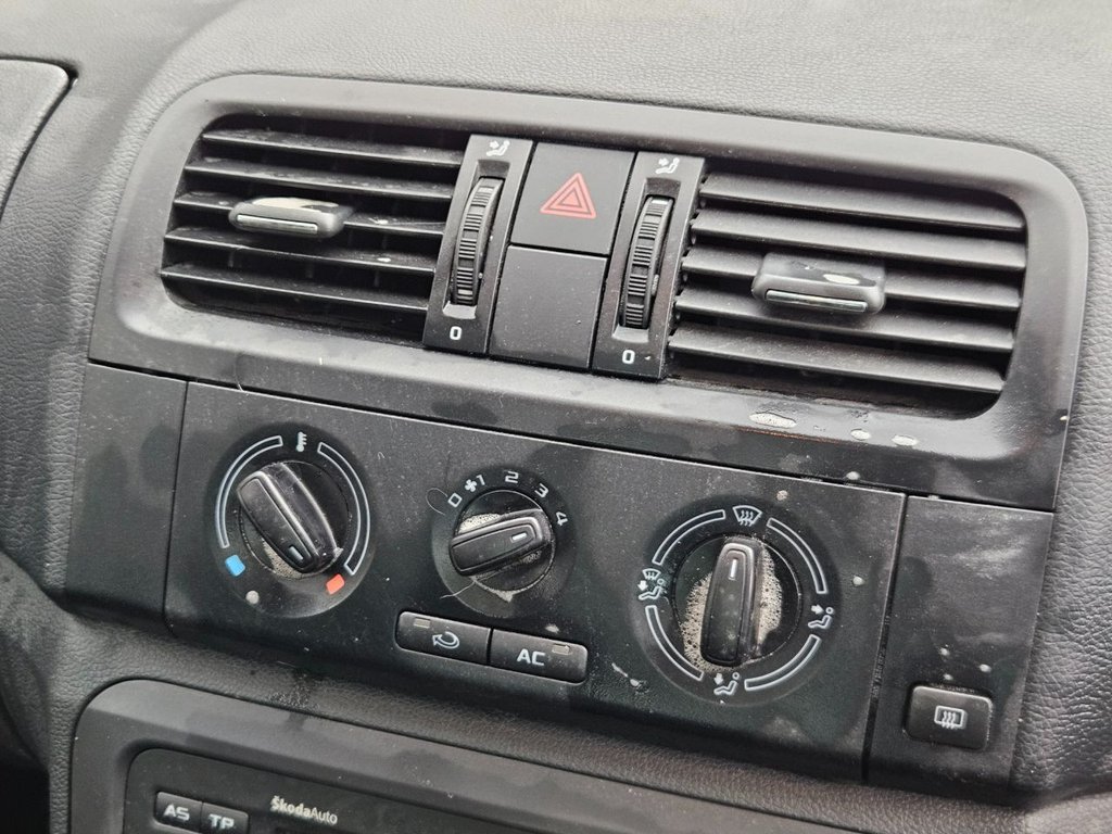 Used Skoda Roomster 2012 for sale - 77703925: Photo 19