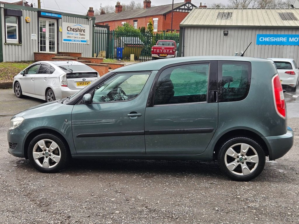 Used Skoda Roomster 2012 for sale - 77703925: Photo 9