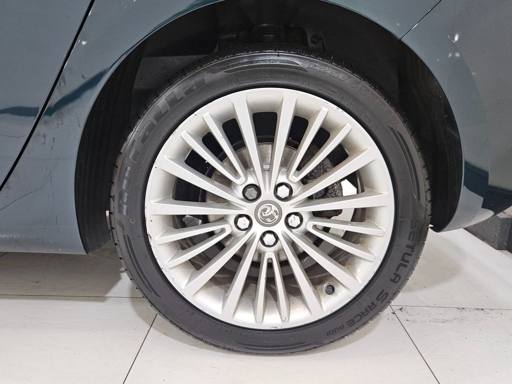 Used Vauxhall Astra 2017 for sale - 76080831: Photo 14