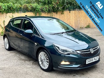 2017 (66) - 1.6i Turbo Elite Nav Hatchback 5dr Petrol Manual Euro 6 (s/s) (200 ps)