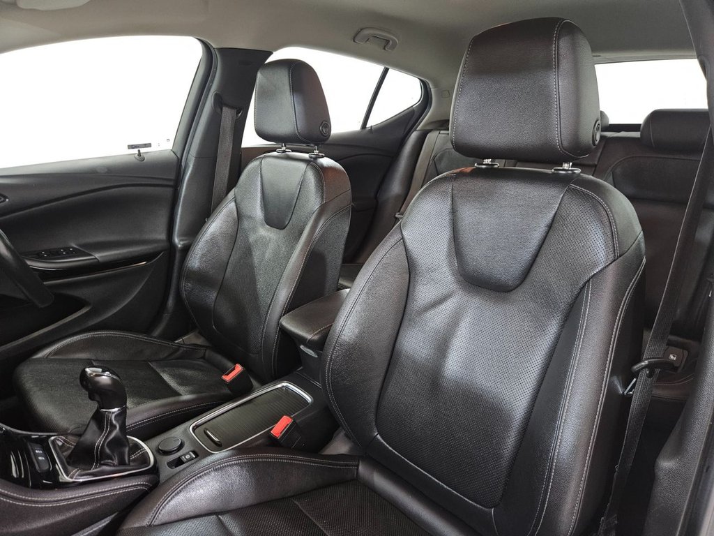 Used Vauxhall Astra 2017 for sale - 76080831: Photo 28