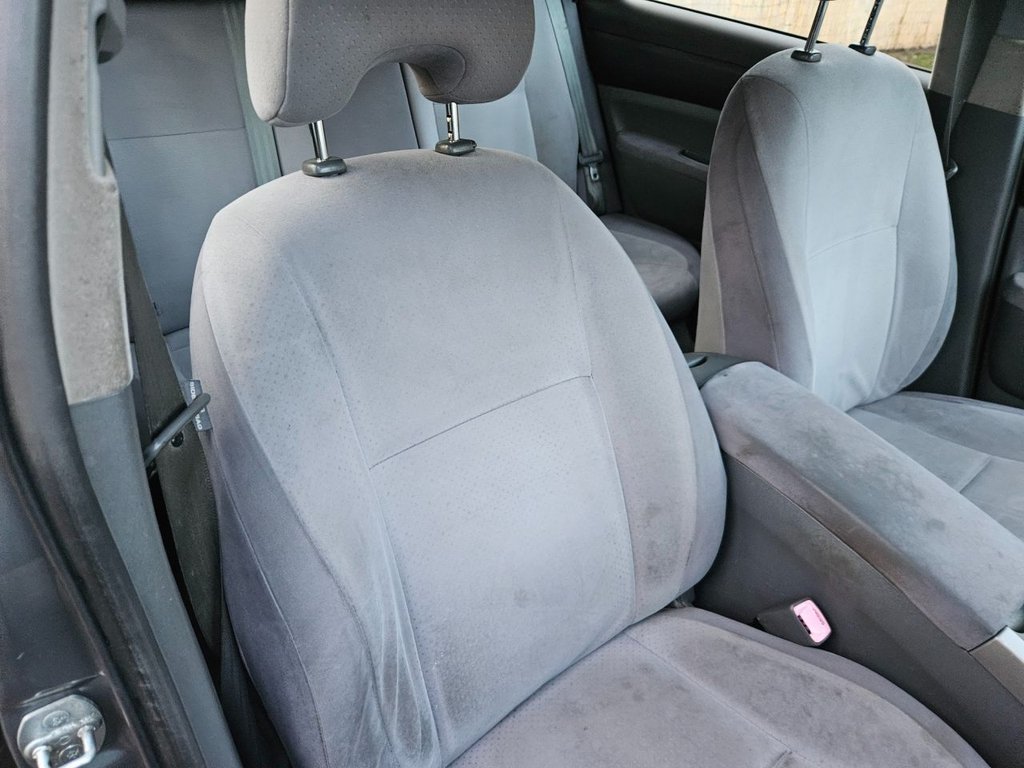 Used Toyota Prius 2003 for sale - 76900722: Photo 14