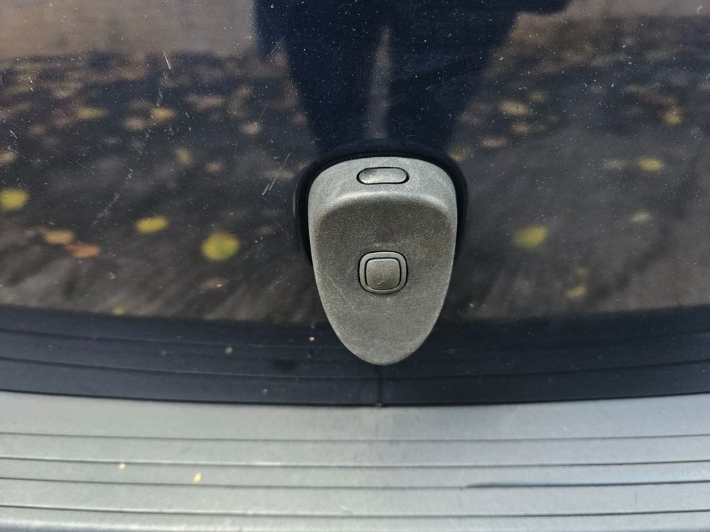 Used Toyota Yaris 2007 for sale - 76376039: Photo 24