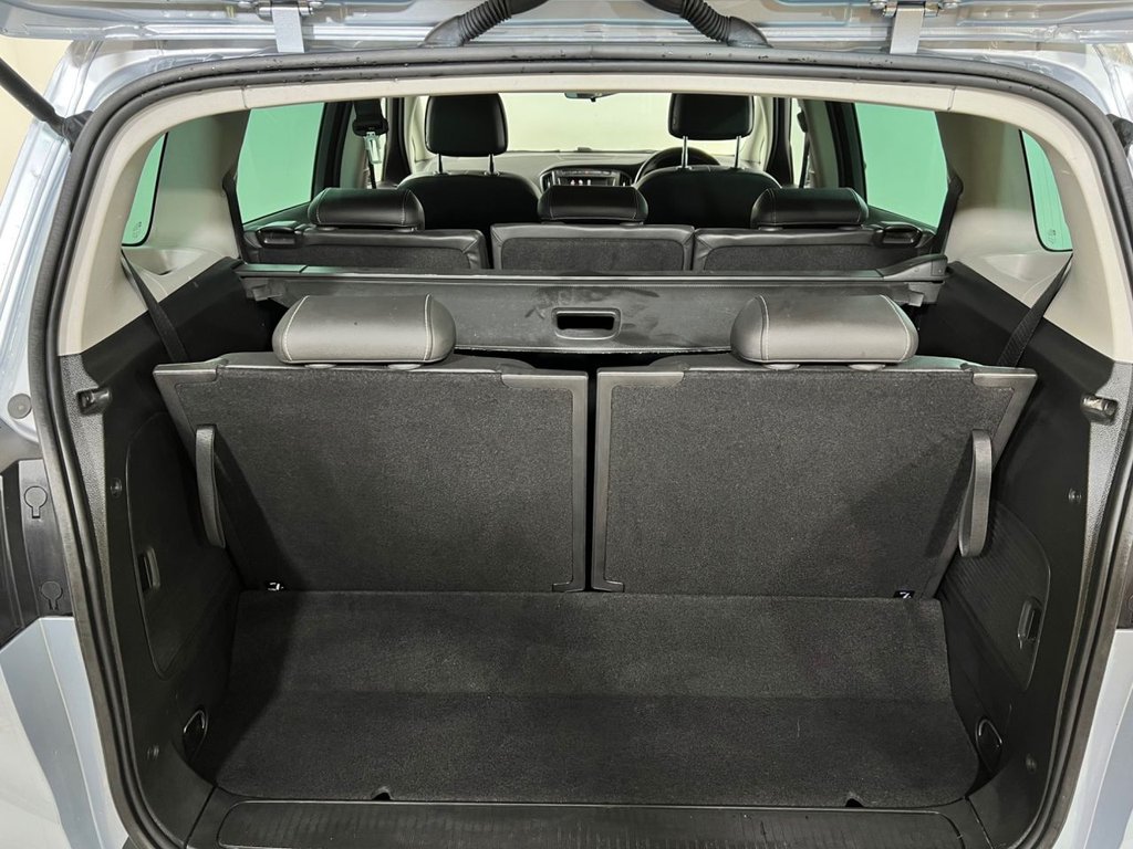 Used Vauxhall Zafira Tourer 2017 for sale - 76520534: Photo 18