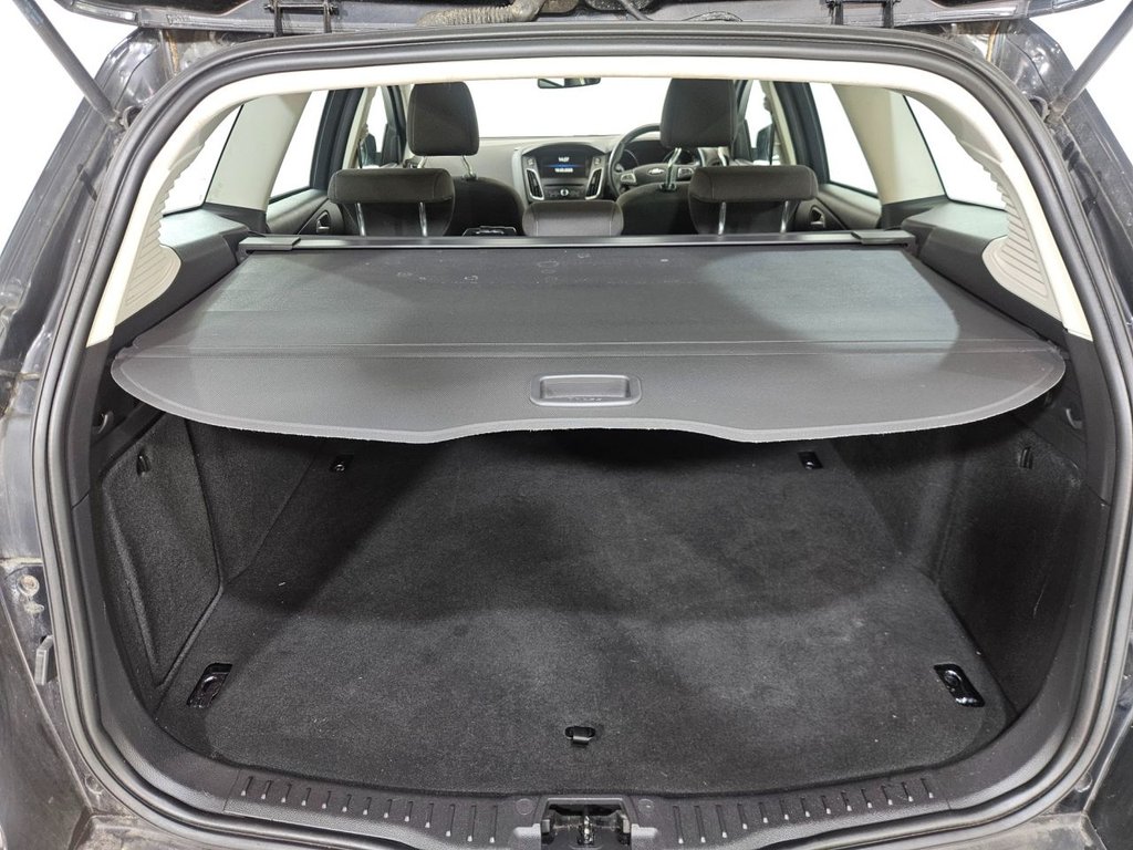 Used Ford Focus 2015 for sale - 77953004: Photo 20