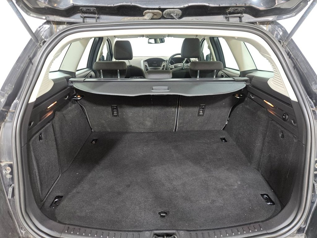 Used Ford Focus 2015 for sale - 77953004: Photo 21