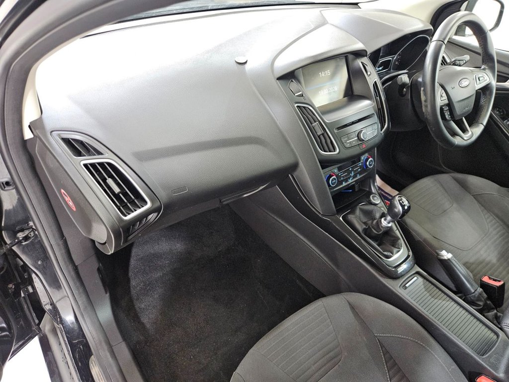 Used Ford Focus 2015 for sale - 77953004: Photo 25