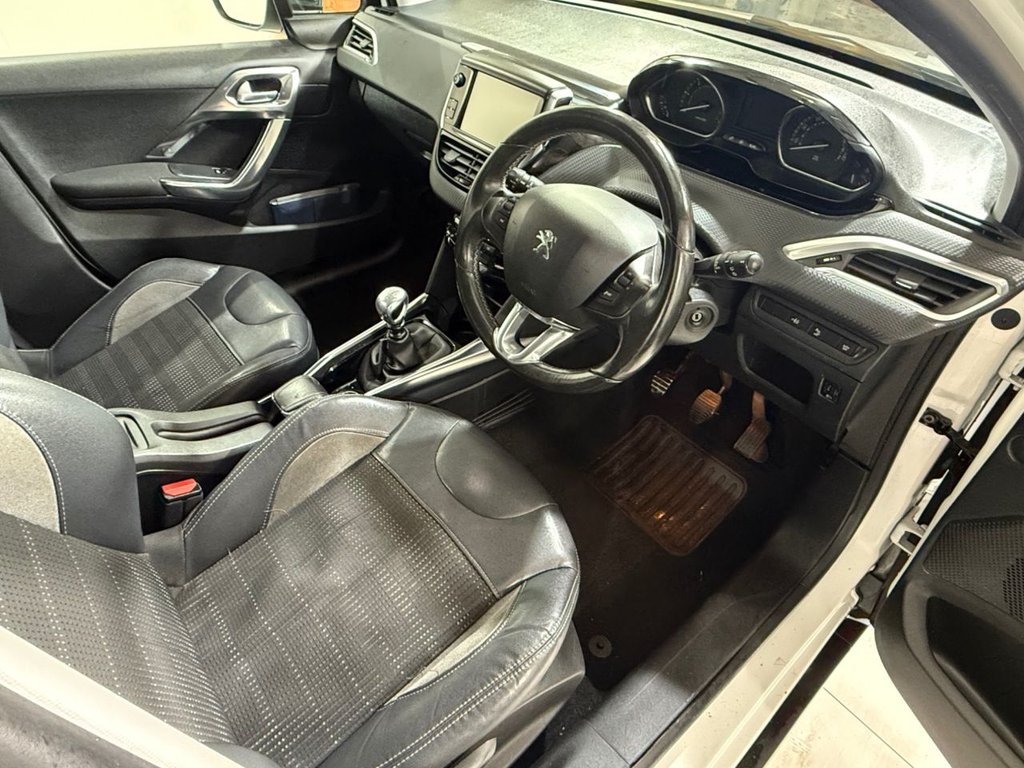 Used Peugeot 2008 2014 for sale - 77145712: Photo 16