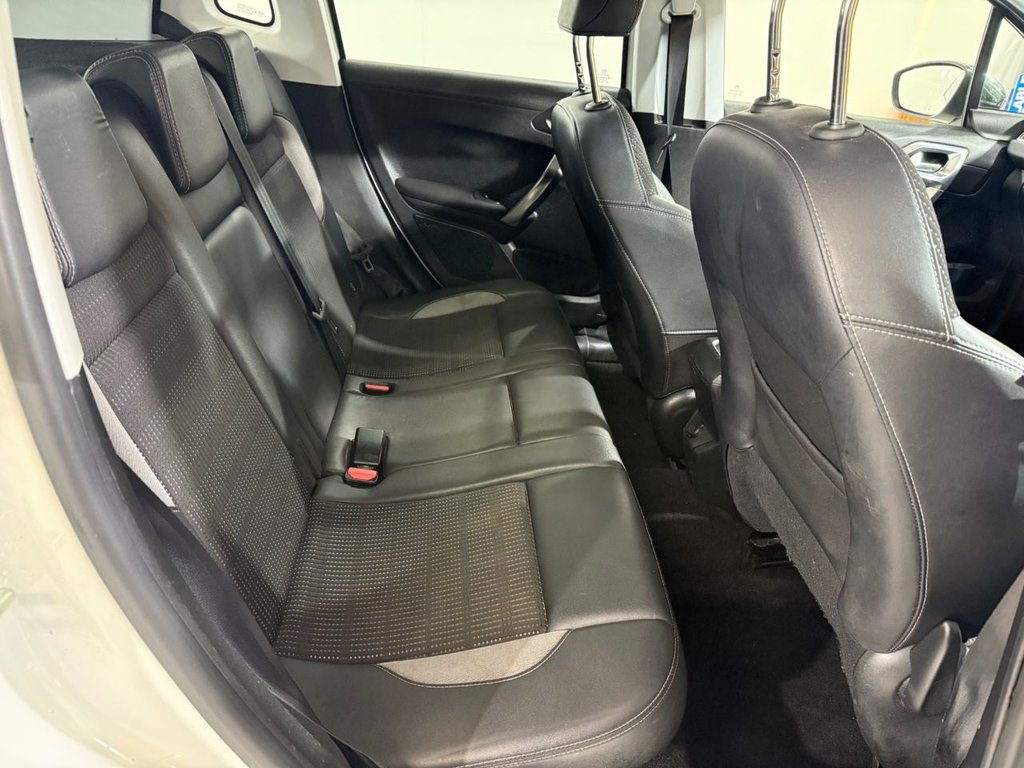 Used Peugeot 2008 2014 for sale - 77145712: Photo 24