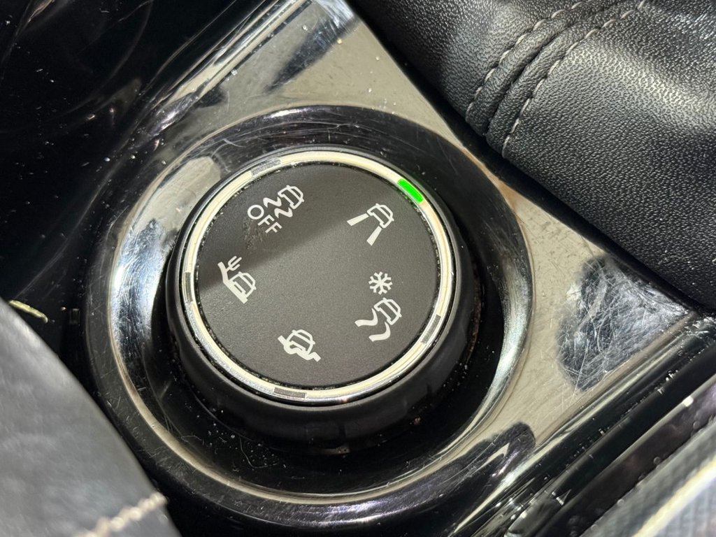 Used Peugeot 2008 2014 for sale - 77145712: Photo 25