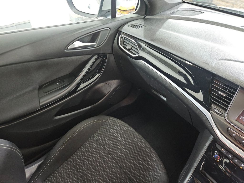 Used Vauxhall Astra 2016 for sale - 76081117: Photo 37