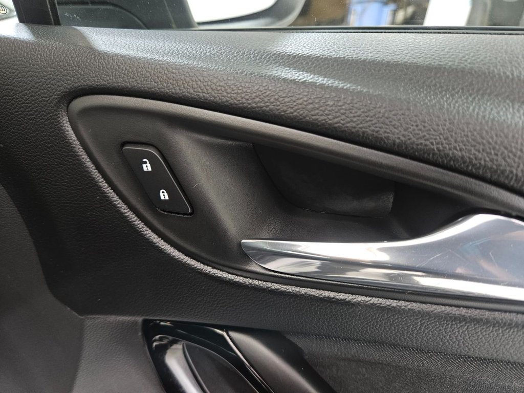 Used Vauxhall Astra 2016 for sale - 76081117: Photo 49