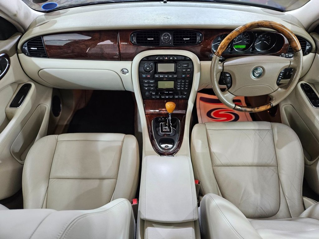Used Jaguar XJ 2004 for sale - 76590893: Photo 18