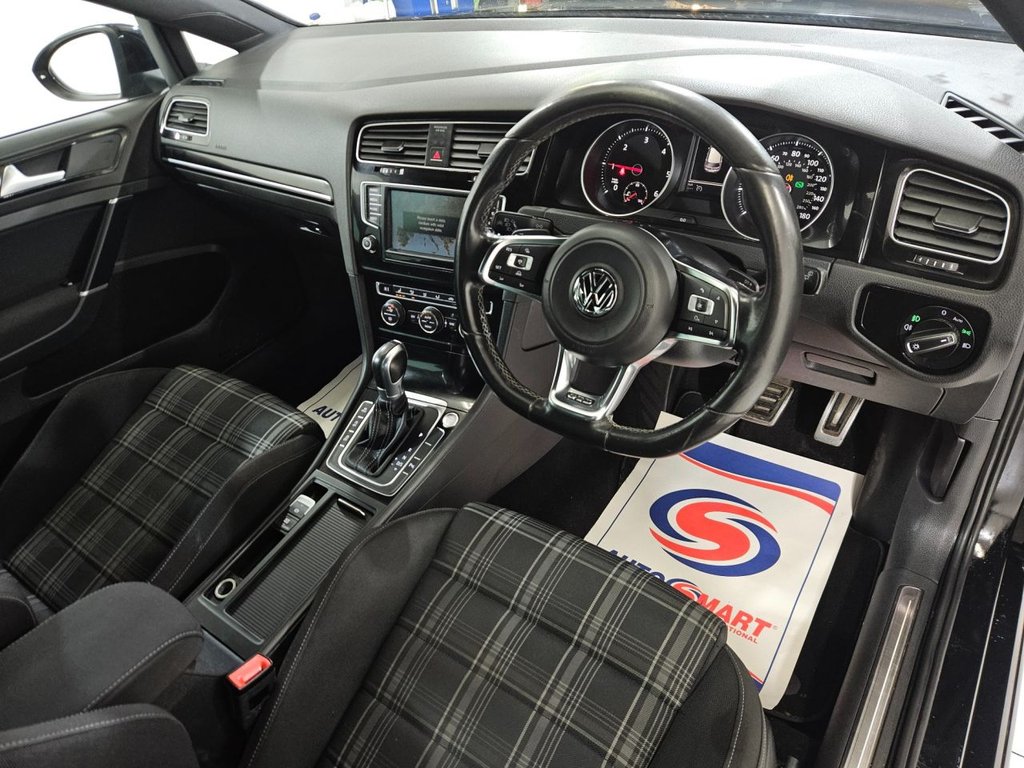 Used Volkswagen Golf 2015 for sale - 76934566: Photo 20