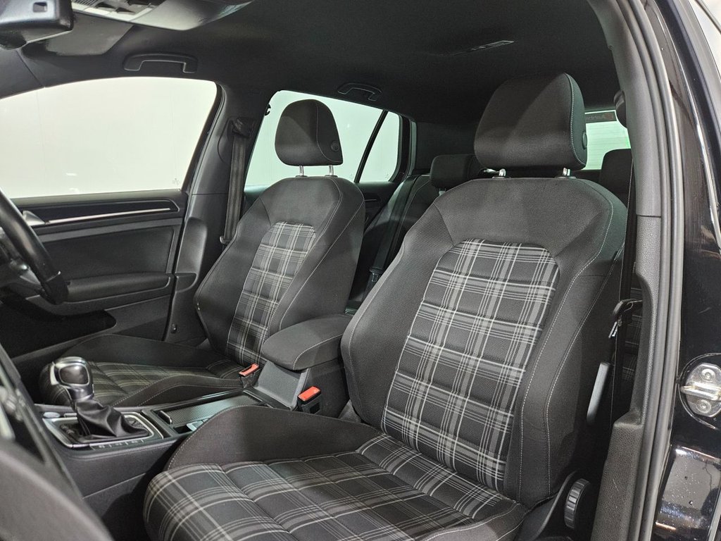 Used Volkswagen Golf 2015 for sale - 76934566: Photo 26