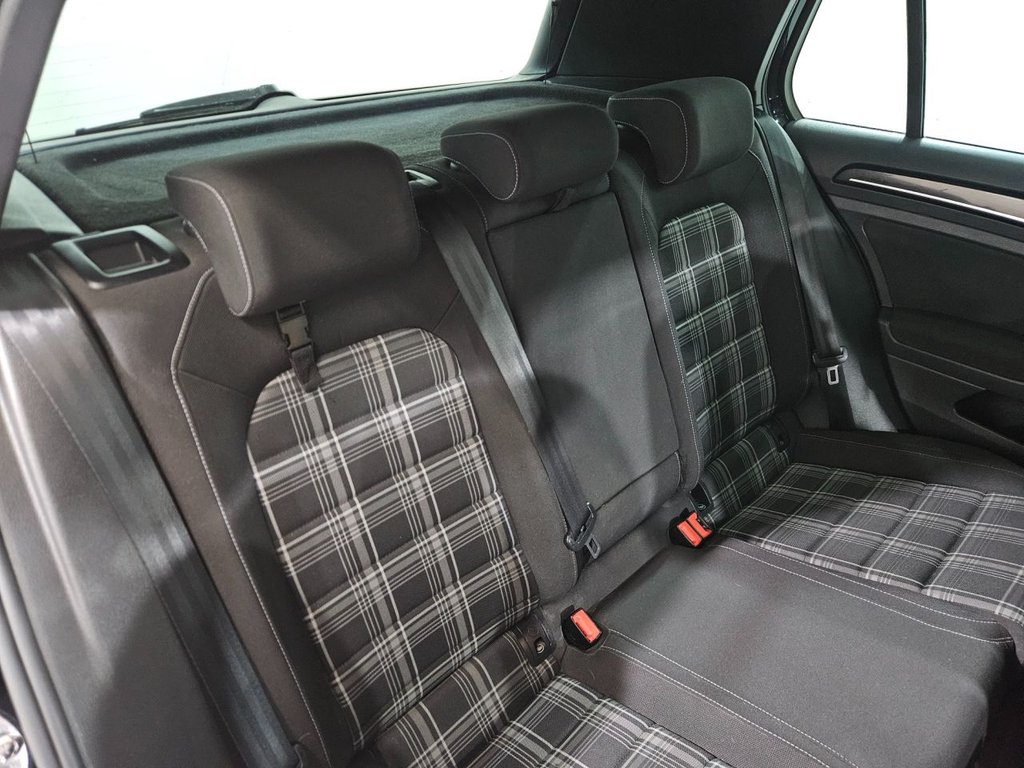 Used Volkswagen Golf 2015 for sale - 76934566: Photo 28